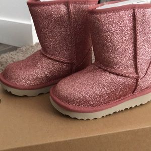 Brand new kids Uggs, size 8. Glitter pink